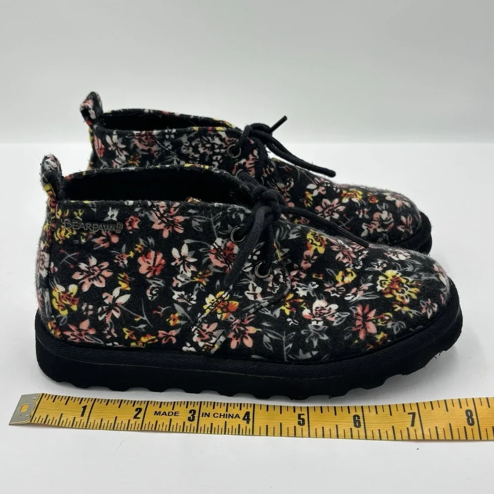 BEARPAW Skye Youth Black Floral Chukka Booties Soft Canvas Size 13 Girls